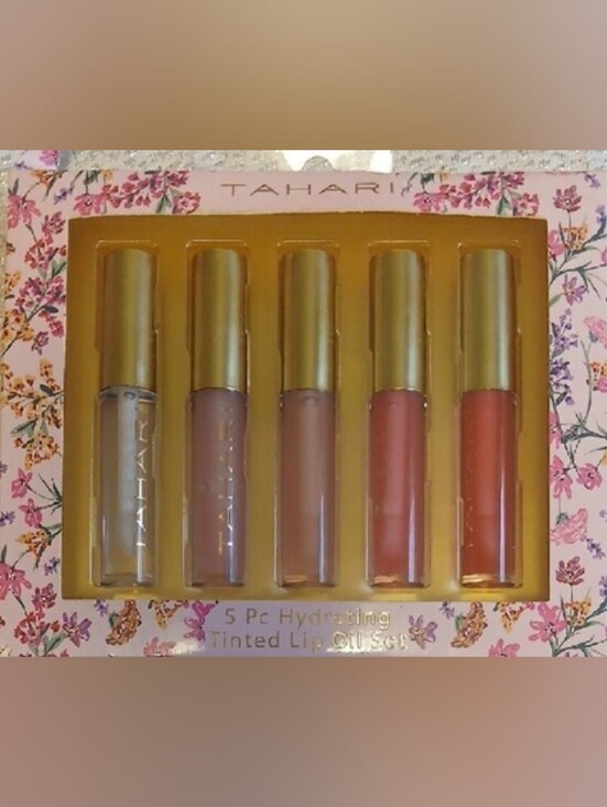 Tahari Other - Tahari 5-Pc Hydrating Tinted Lip Oil Set